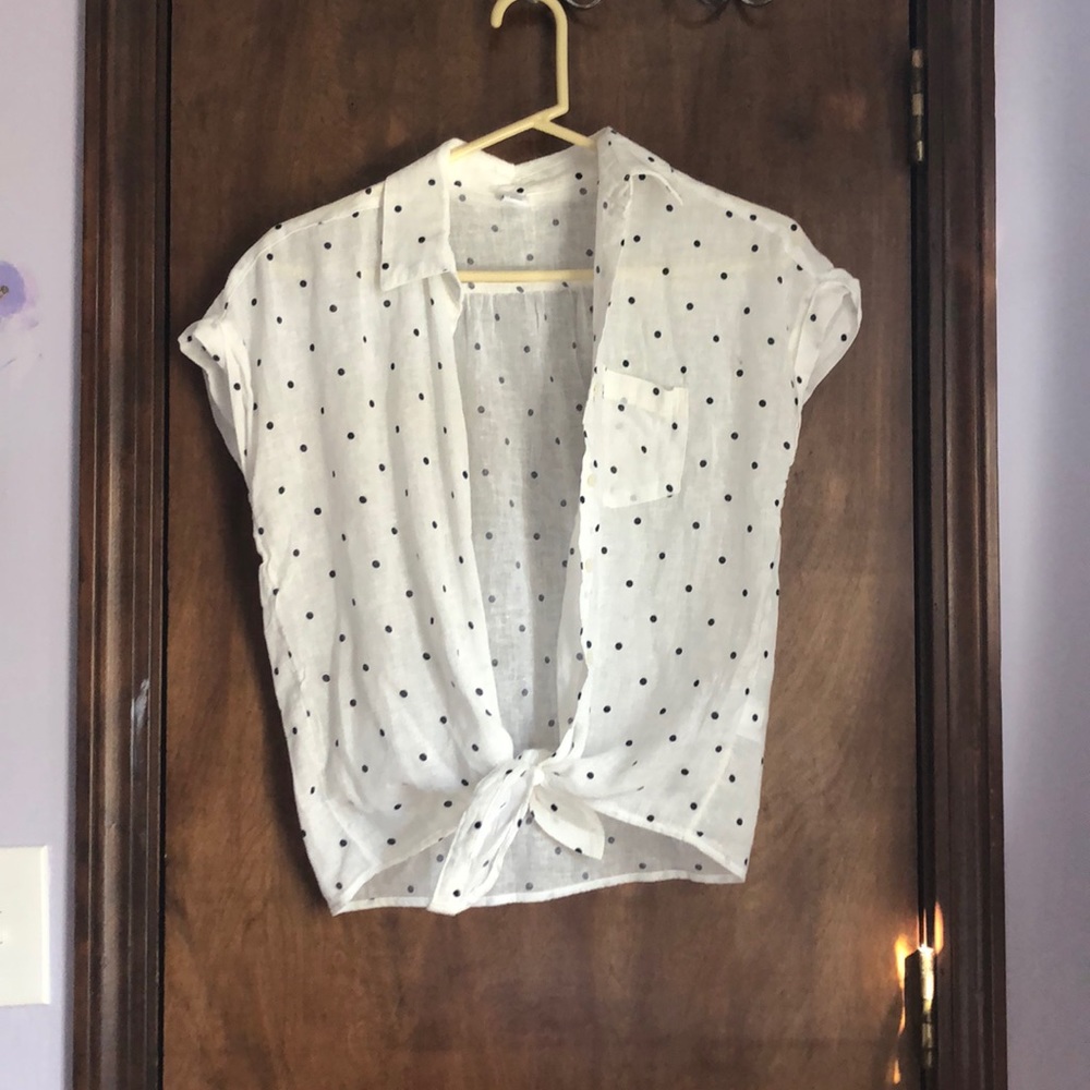 Women’s spotted blouse